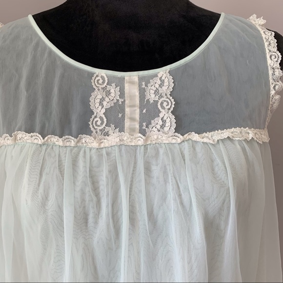 Vintage Nightgown - Picture 3 of 5